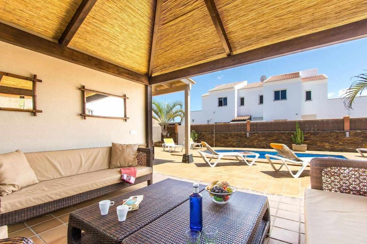 Villa Privada En Corralejo Exterior photo